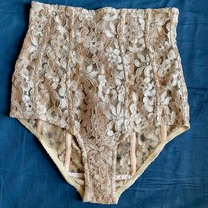 Rosamosario pale pink high waisted brief, size S